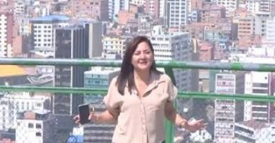 <em>Claudia R.</em>